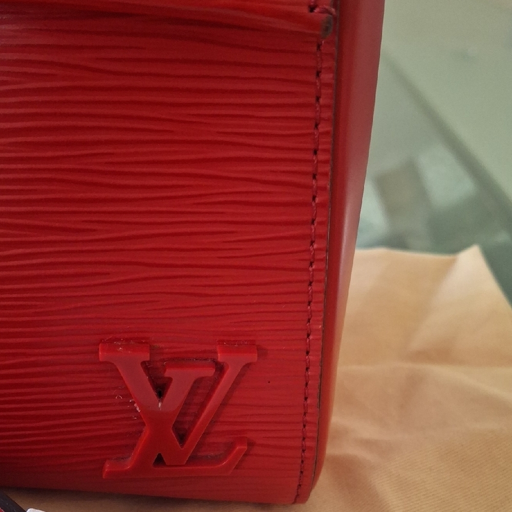 Louis Vuitton Cluny Red Satchel Bag - Picture 5 of 14